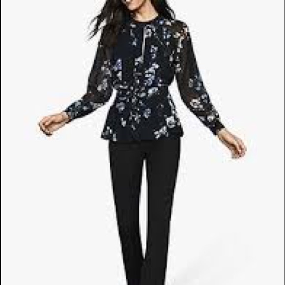 Reiss floral pleat blouse - Picture 5 of 11